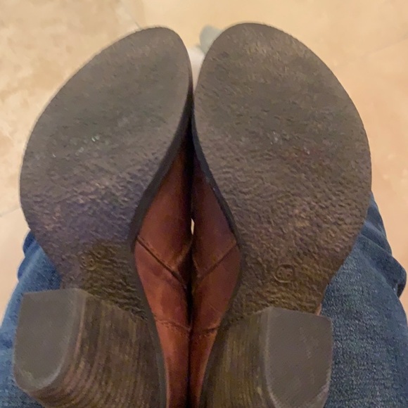 Steve Madden Raleighh Cognac Heeled Boot - Picture 6 of 8